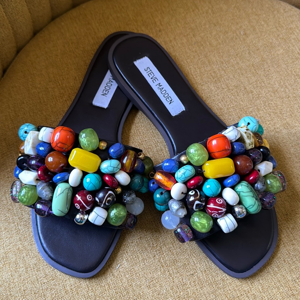 Steve Madden knicky flat sandal
